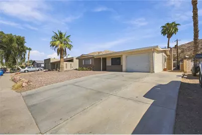 2696 Country Club Drive, Bullhead City, AZ 86442 - Photo 2