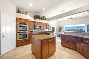 2042 Cactus Ct, Bullhead City, AZ 86442 - Photo 38