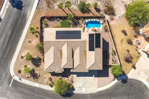 2042 Cactus Ct, Bullhead City, AZ 86442 - Photo 2