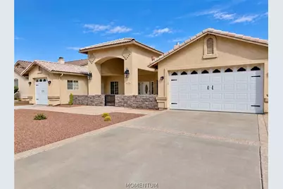694 Country Club Drive, Kingman, AZ 86401 - Photo 2