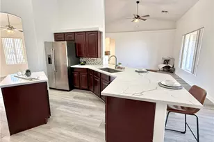 694 Country Club Dr, Kingman, AZ 86401 - Photo 16
