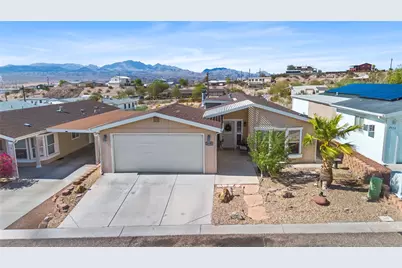2553 Hillcrest Park Drive, Bullhead City, AZ 86429 - Photo 2