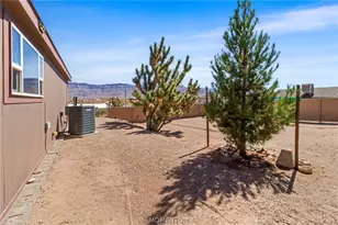 300 E Tusayan Dr, Meadview, AZ 86444 - Photo 30