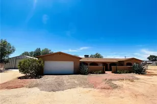 535 S Santa Cruz Rd, Golden Valley, AZ 86413 - Photo 1