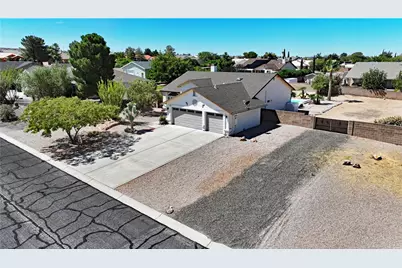 2585 Triangle S Street, Kingman, AZ 86401 - Photo 2