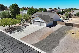 2585 Triangle S St, Kingman, AZ 86401 - Photo 2