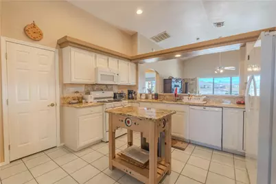 6090 S Bella Vista Drive, Fort Mohave, AZ 86426 - Photo 10
