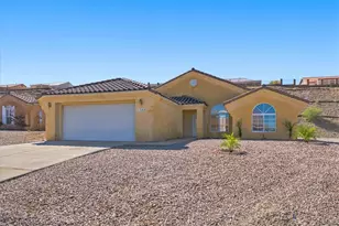 1586 Ilona Dr, Bullhead City, AZ 86442 - Photo 4