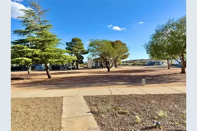 1204 Birch Dr, Kingman, AZ 86409 - Photo 28