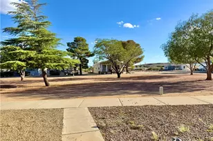1204 Birch Dr, Kingman, AZ 86409 - Photo 28
