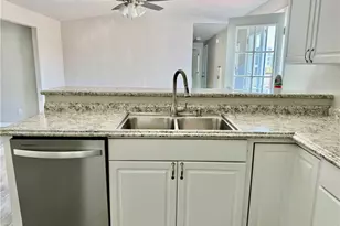 17320 N Mead Dr, Dolan Springs, AZ 86441 - Photo 14