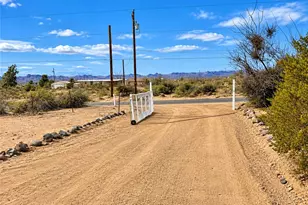3650 N Bowie Rd, Golden Valley, AZ 86413 - Photo 1