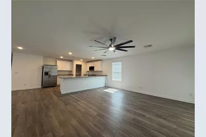 2289 Sarah Pl, Bullhead City, AZ 86429 - Photo 4