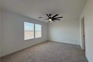 2289 Sarah Pl, Bullhead City, AZ 86429 - Photo 16
