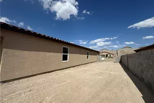 2289 Sarah Pl, Bullhead City, AZ 86429 - Photo 28