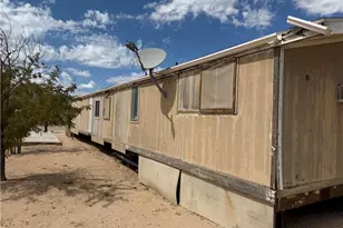 12310 S Fourth St, Yucca, AZ 86438 - Photo 40