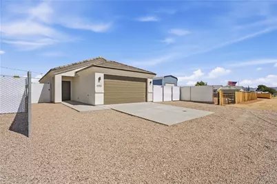 3055 E Butler Avenue, Kingman, AZ 86409 - Photo 2