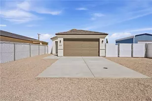 3055 E Butler Ave, Kingman, AZ 86409 - Photo 1