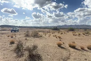 311-04-317 Yuma, Kingman, AZ 86401 - Photo 1