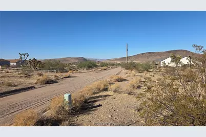 21435 W Palm Desert Drive, White Hills, AZ 86445 - Photo 4