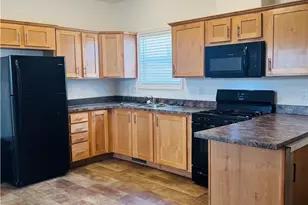 350 Lee Ave, Bullhead City, AZ 86429 - Photo 10