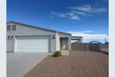 953 Berk Ave. #B, Kingman, AZ 86409 - Photo 1