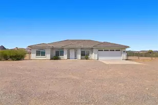 1949 S Estrella Rd, Golden Valley, AZ 86413 - Photo 6