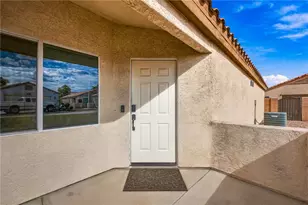 2451 Sabino Dr, Bullhead City, AZ 86442 - Photo 6