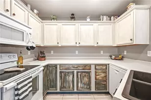 2451 Sabino Dr, Bullhead City, AZ 86442 - Photo 20