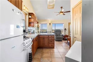 7241 E Shadow Ridge Dr, Yucca, AZ 86438 - Photo 12