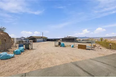 4130 Grande Road, Bullhead City, AZ 86429 - Photo 2
