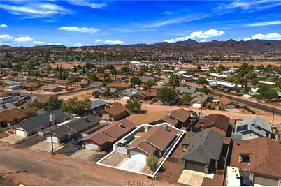 2623 Valentine Avenue, Kingman, AZ 86401 - Photo 2