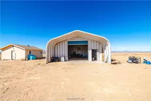 6811 Yeargin Dr, Kingman, AZ 86401 - Photo 2