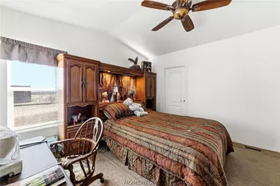 1033 S Estrella Road, Golden Valley, AZ 86413 - Photo 14