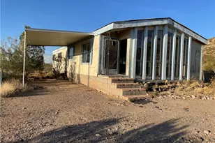 678 S Bowie Rd, Golden Valley, AZ 86413 - Photo 2