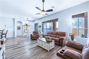 2836 Esmerelda Dr, Bullhead City, AZ 86429 - Photo 12