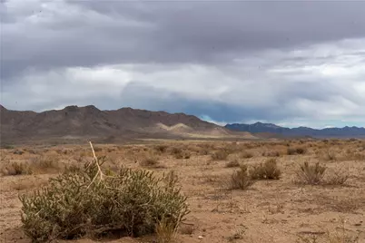 331-07-047 E Calle Lucero, Kingman, AZ 86409 - Photo 8