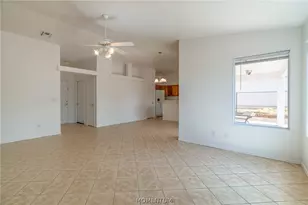 7558 E Chaparral Dr, Kingman, AZ 86401 - Photo 6