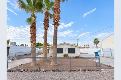 530 Havasu Lane, Bullhead City, AZ 86442 - Photo 1