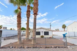 530 Havasu Ln, Bullhead City, AZ 86442 - Photo 1