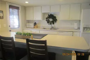 3270 E Katherine Dr, Bullhead City, AZ 86429 - Photo 4