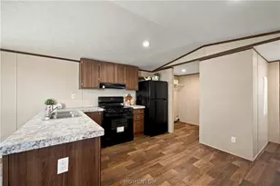 3401 N Horn Rd, Golden Valley, AZ 86413 - Photo 10