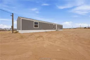 3401 N Horn Rd, Golden Valley, AZ 86413 - Photo 4