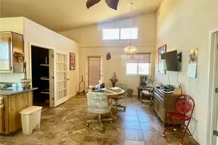 21477 S Sundance Kid Rd, Yucca, AZ 86438 - Photo 18