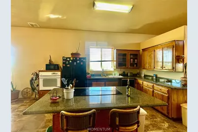 21477 S Sundance Kid Road, Yucca, AZ 86438 - Photo 16