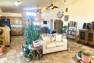 21477 S Sundance Kid Rd, Yucca, AZ 86438 - Photo 12