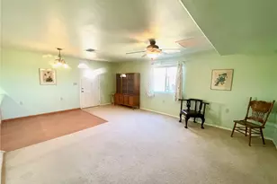 21477 S Sundance Kid Rd, Yucca, AZ 86438 - Photo 38