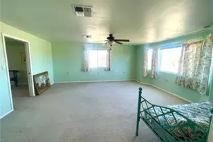 21477 S Sundance Kid Rd, Yucca, AZ 86438 - Photo 32