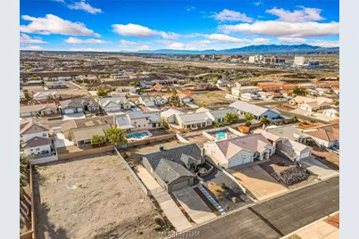 2434 Lake Ridge Avenue, Bullhead City, AZ 86429 - Photo 46