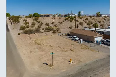 901 Swan Drive, Bullhead City, AZ 86442 - Photo 18